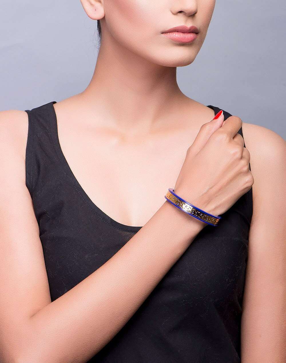 Metal Amna Bangle