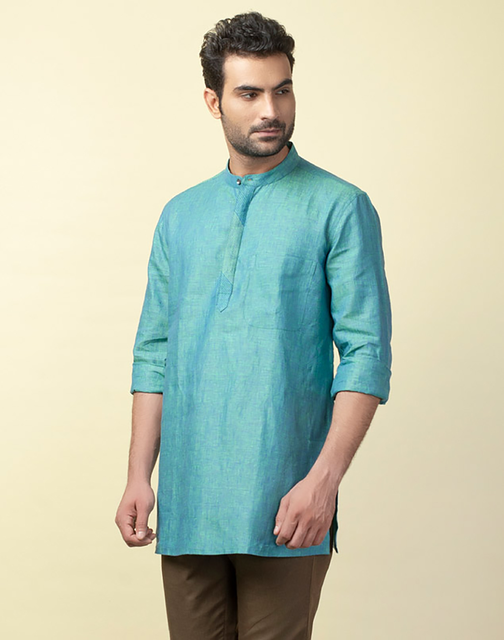 Buy Linen Chambray Short Kurta for Men Online at Fabindia | 10604991