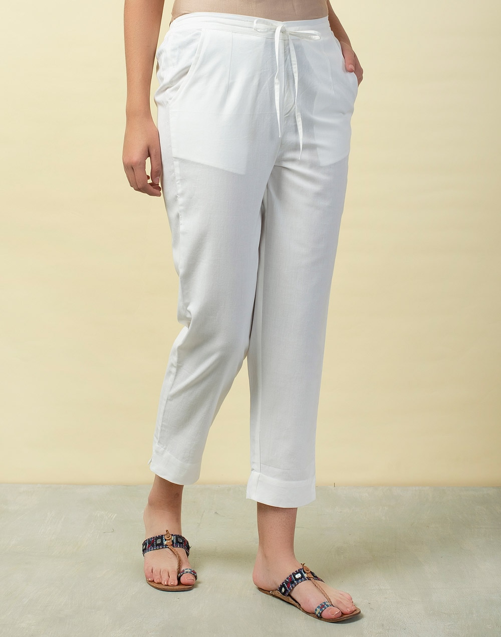 White Cotton Ankle Length Tapered Casual Pant