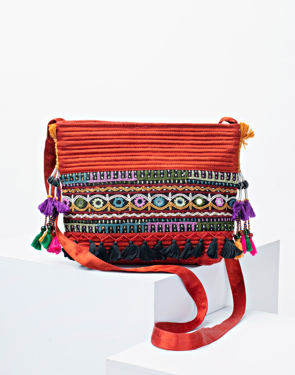 fabindia sling bags