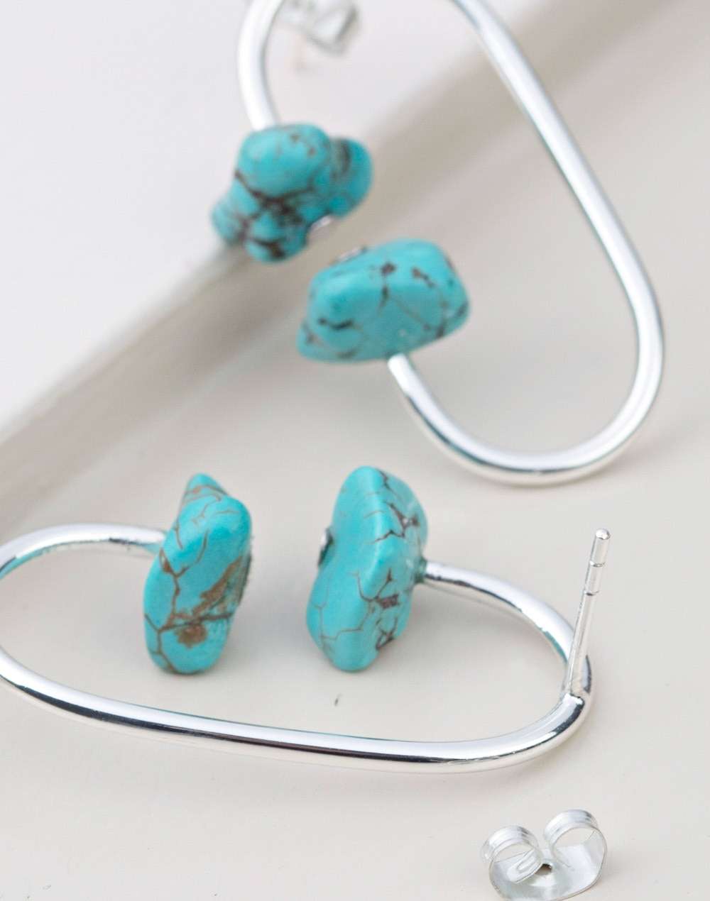 Metal Turquoise Dangler Earrings