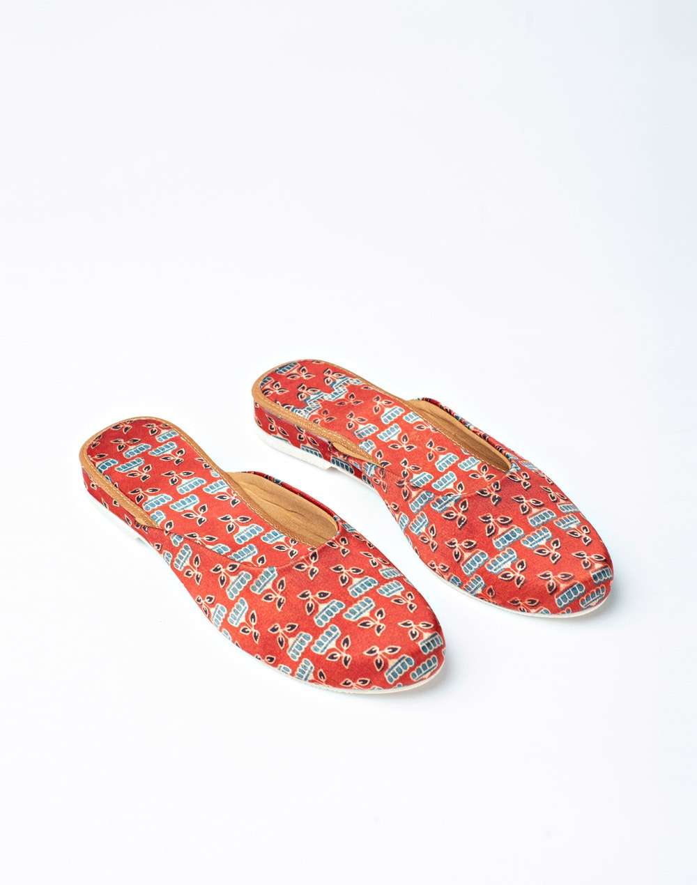 Silk Ajrakh Open Juttie