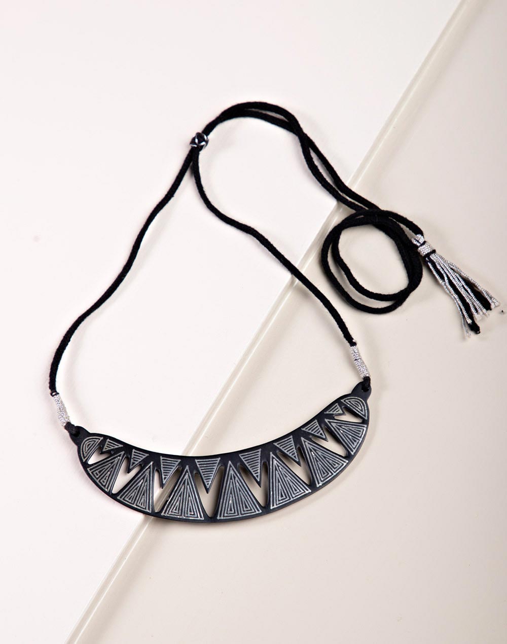 Metal Black Necklace