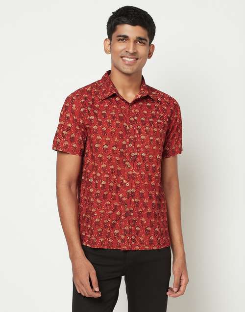 Red Cotton Printed Straight Fit Shirt Red Cotton Printed Straight Fit Shirt