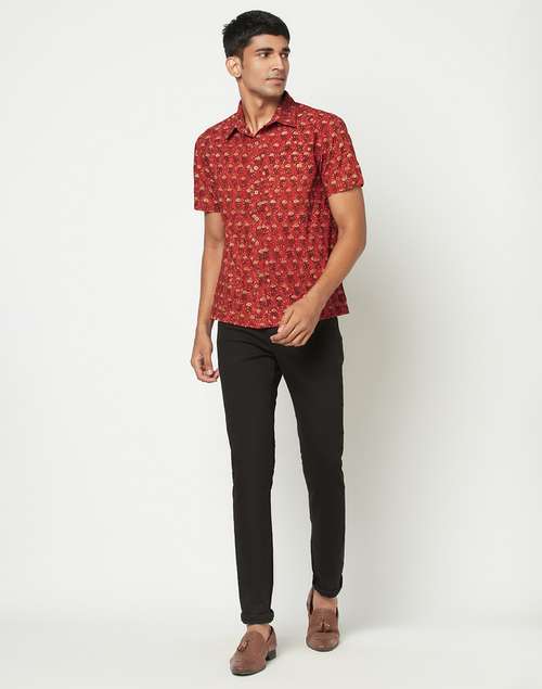 Red Cotton Printed Straight Fit Shirt Red Cotton Printed Straight Fit Shirt