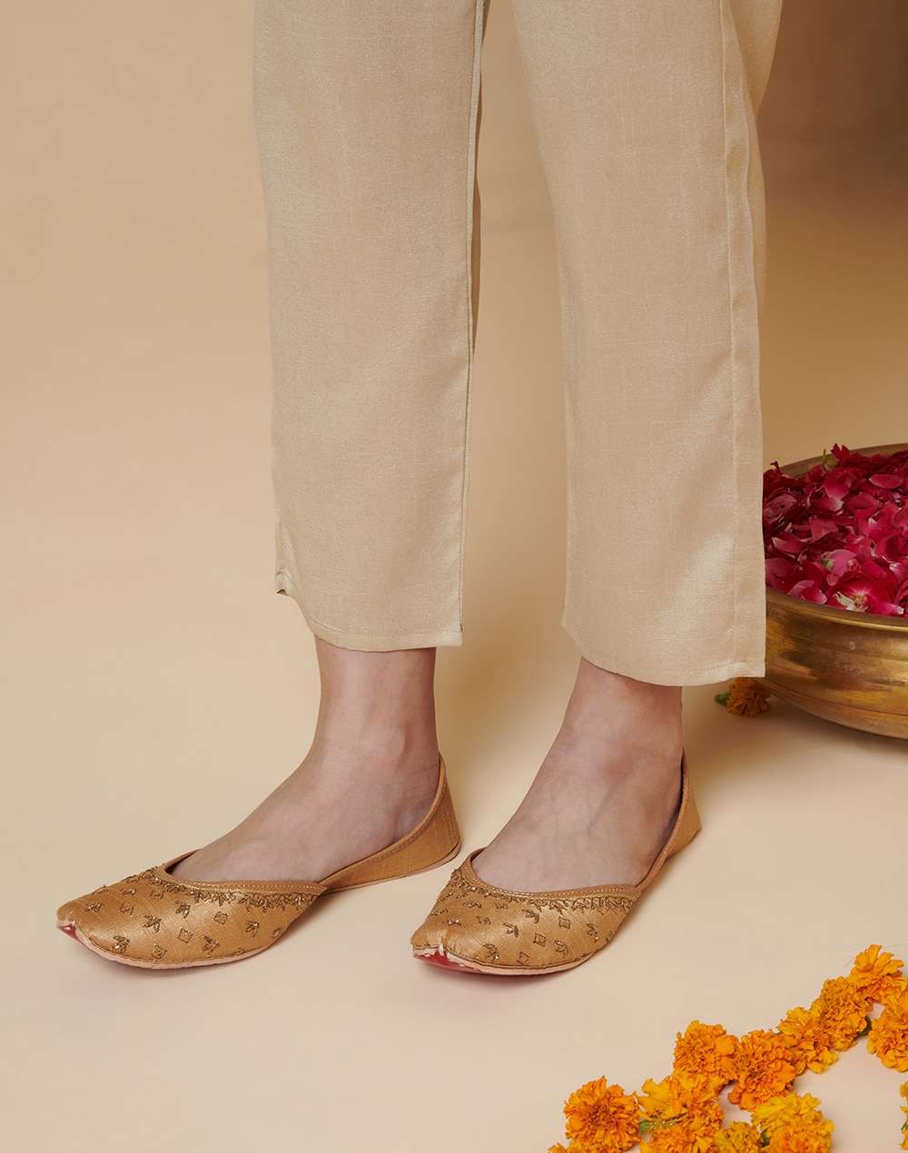 Gold Leather Silk Embroidered Juttie
