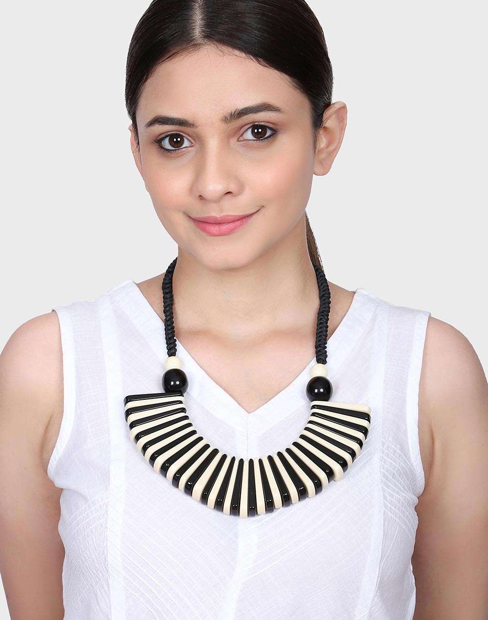 FabNu Metal Black Princess Necklace