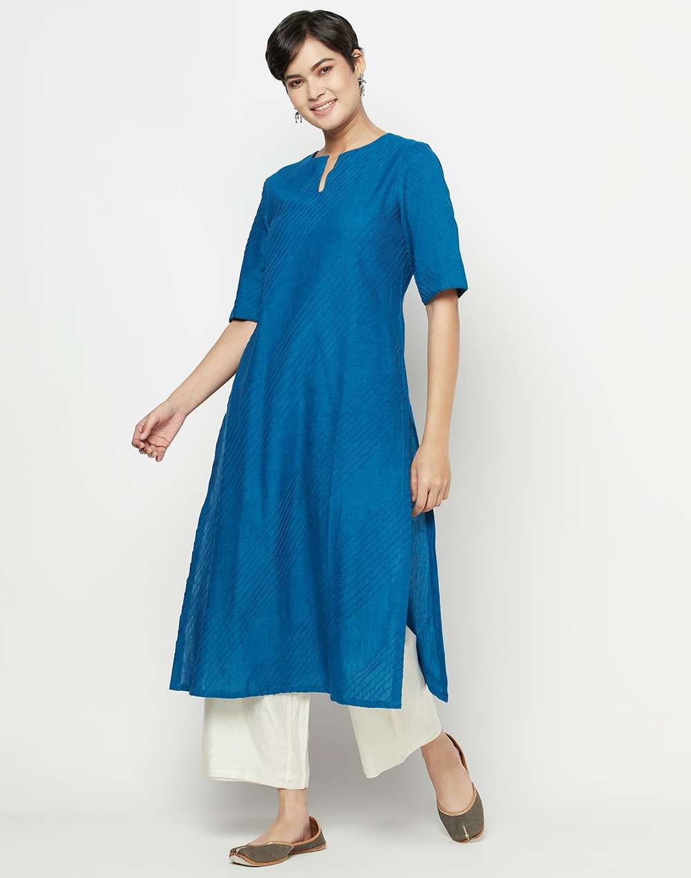 Cotton Pintuck Slim Fit Long Kurta