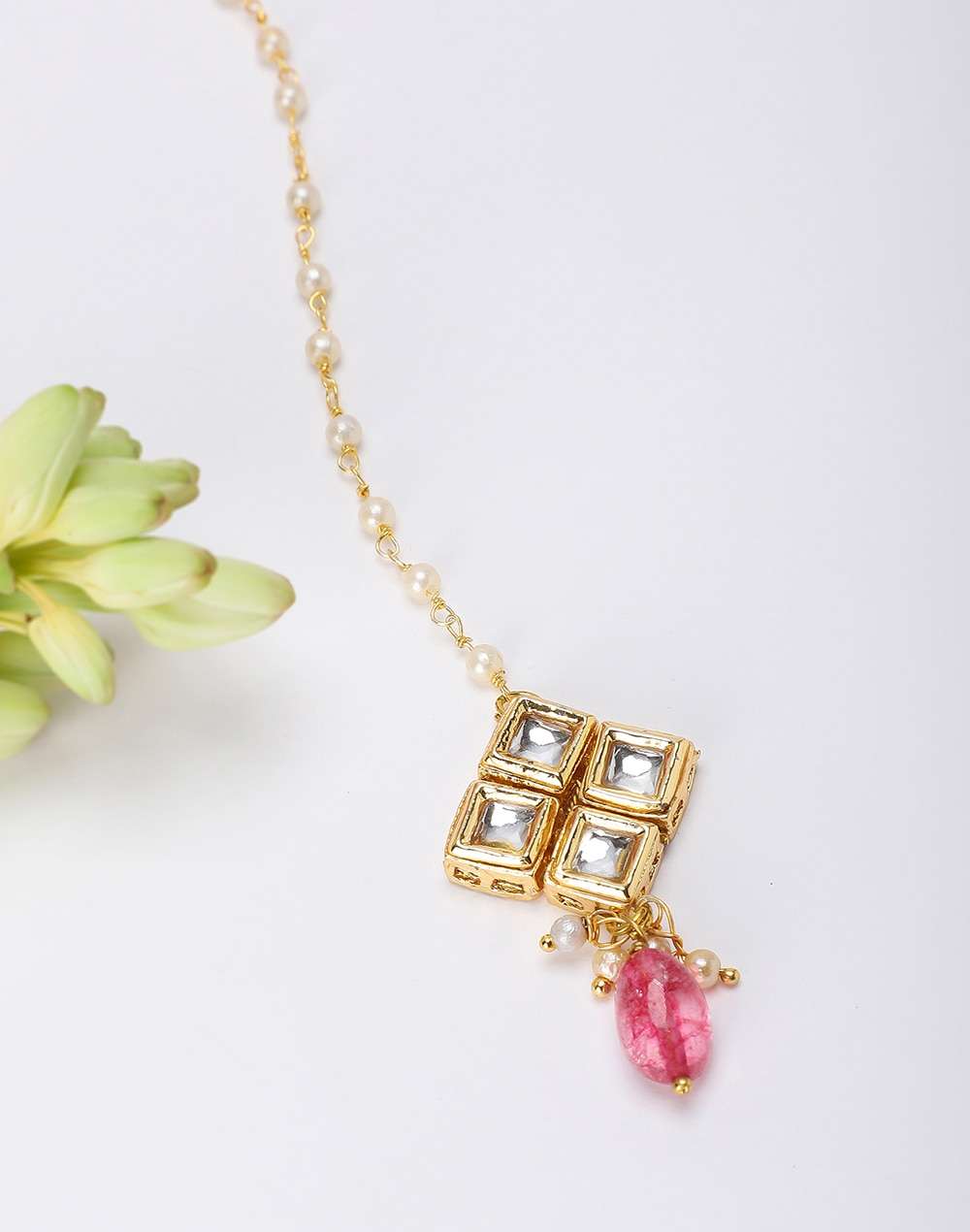 Metal Gold Plated Maang Tikka