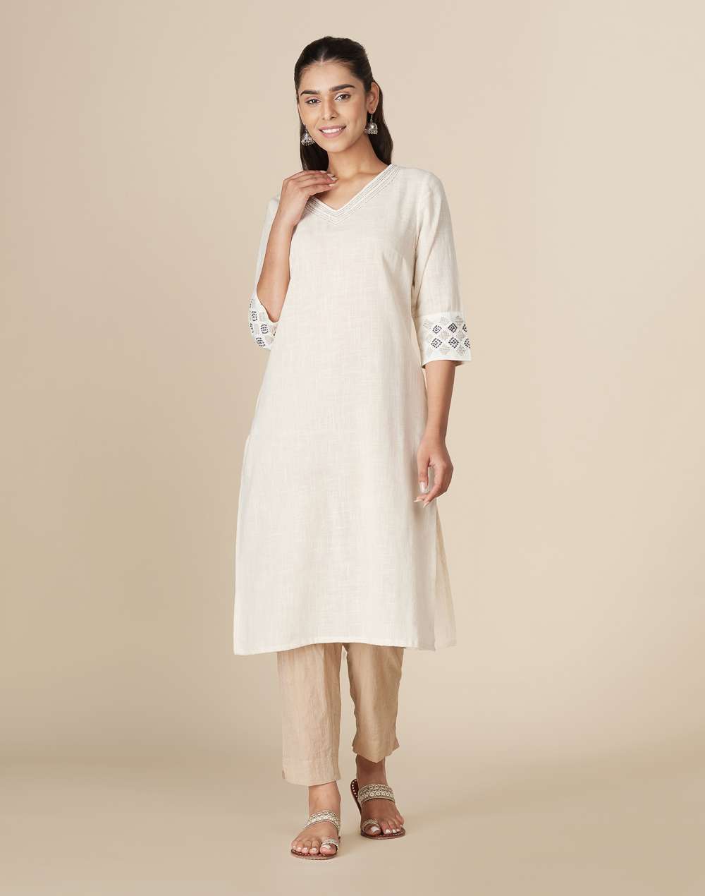White Cotton Applique Long Kurta