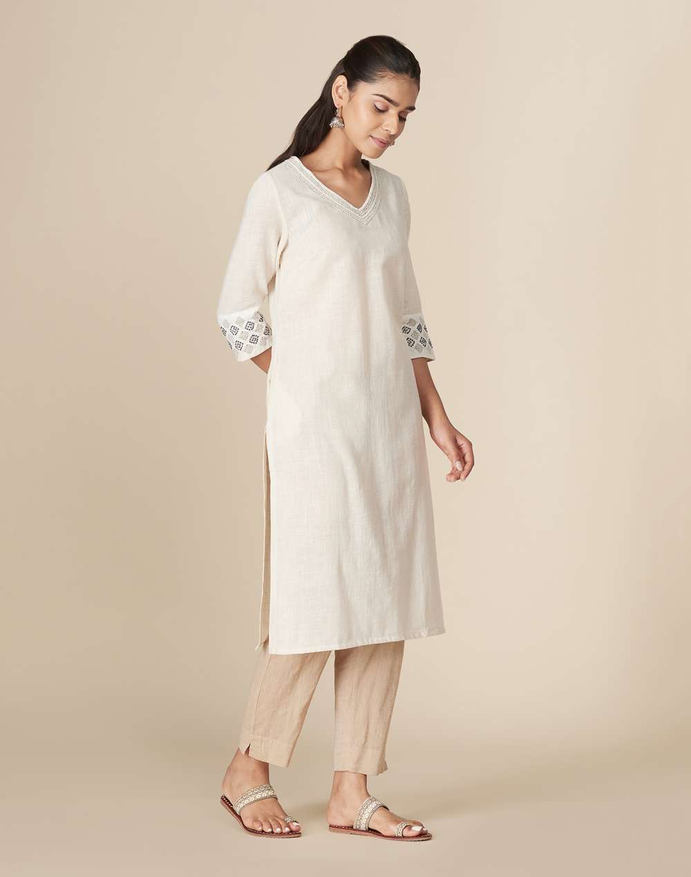White Cotton Applique Long Kurta