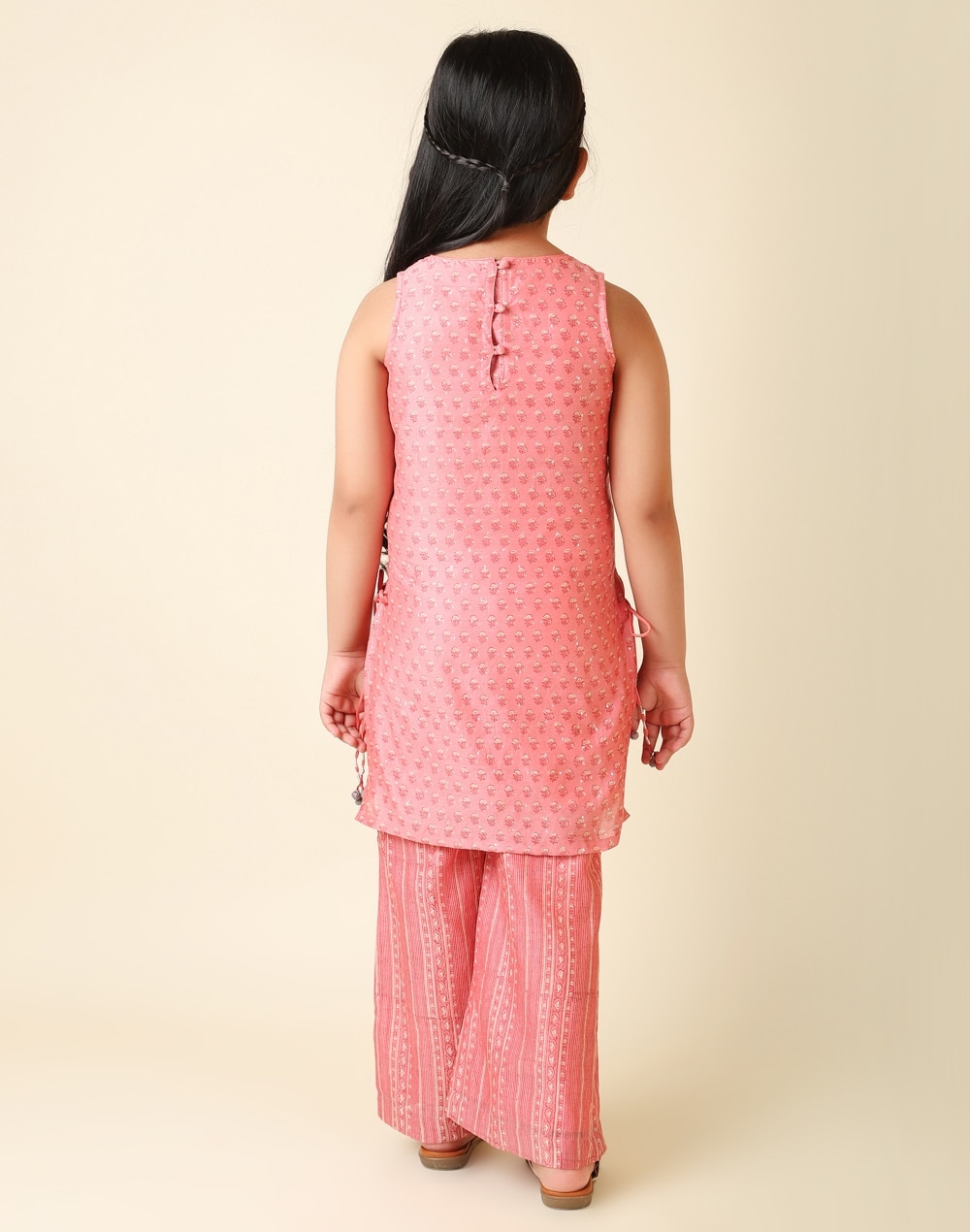 Cotton Silk Sleeveless Salwar Set Cotton Silk Sleeveless Salwar Set