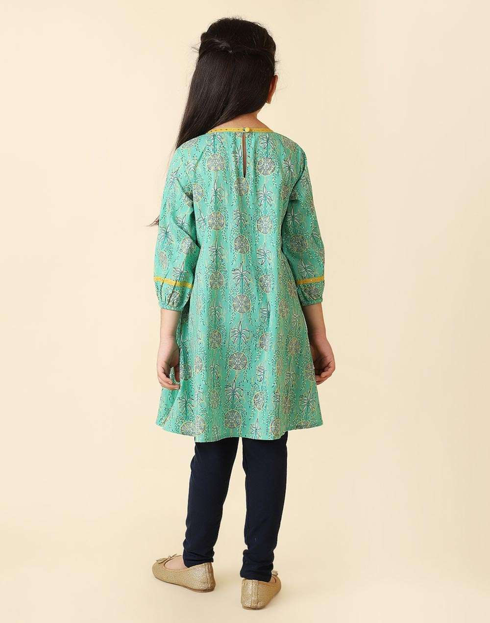 Round Neck Contrast Trim Floral Print Cotton Kurta