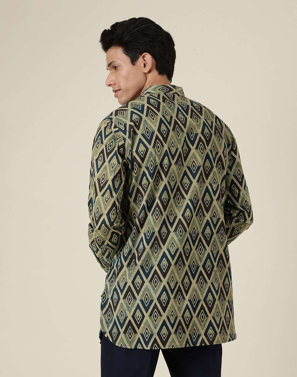 Chinese Collar Cotton Cambric Slim Fit Short Printed Kurta