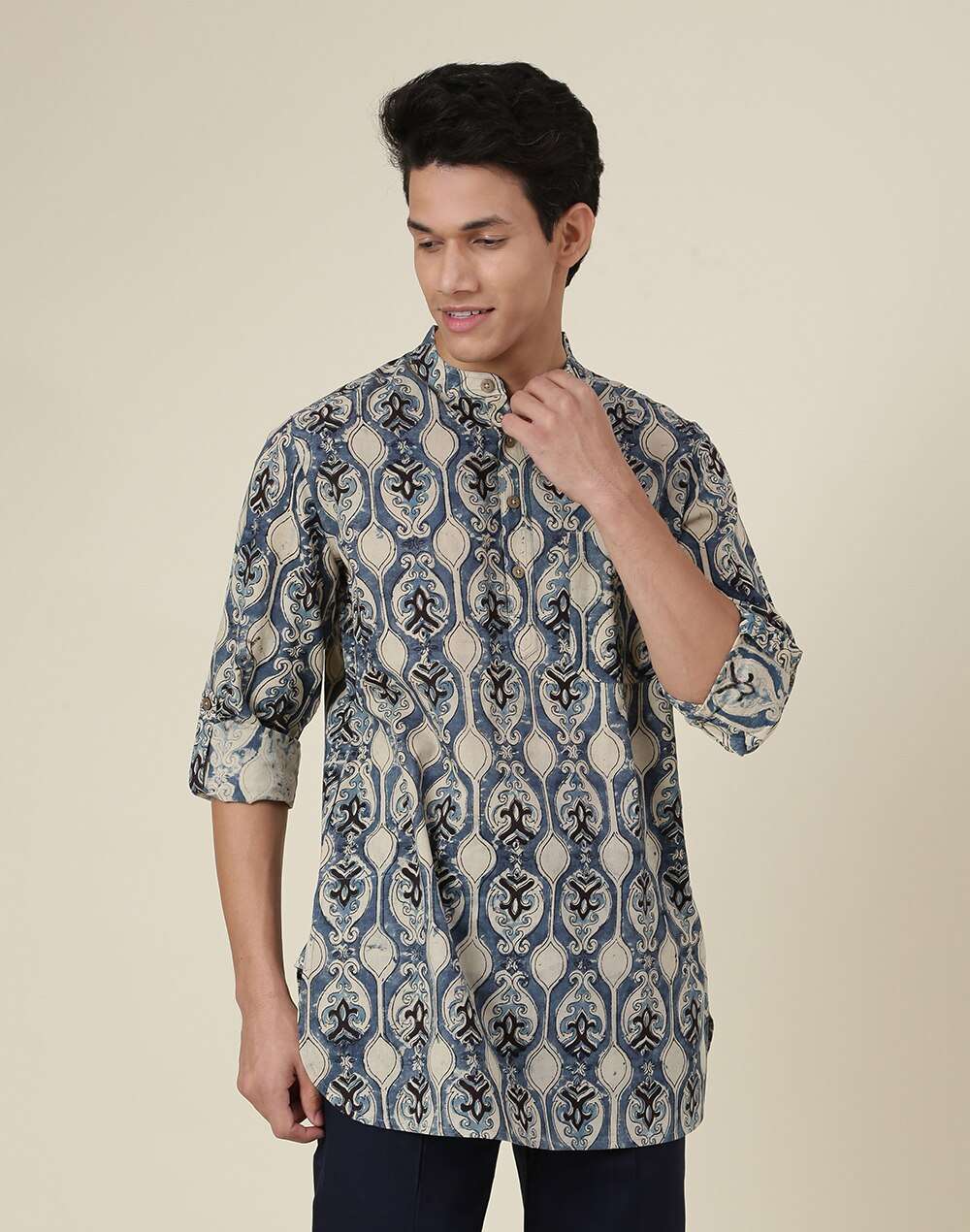 Chinese Collar Cotton Cambric Slim Fit Short Printed Kurta