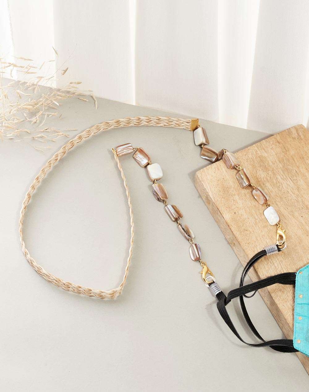 FabNu Acrylic Necklace Mask Chain