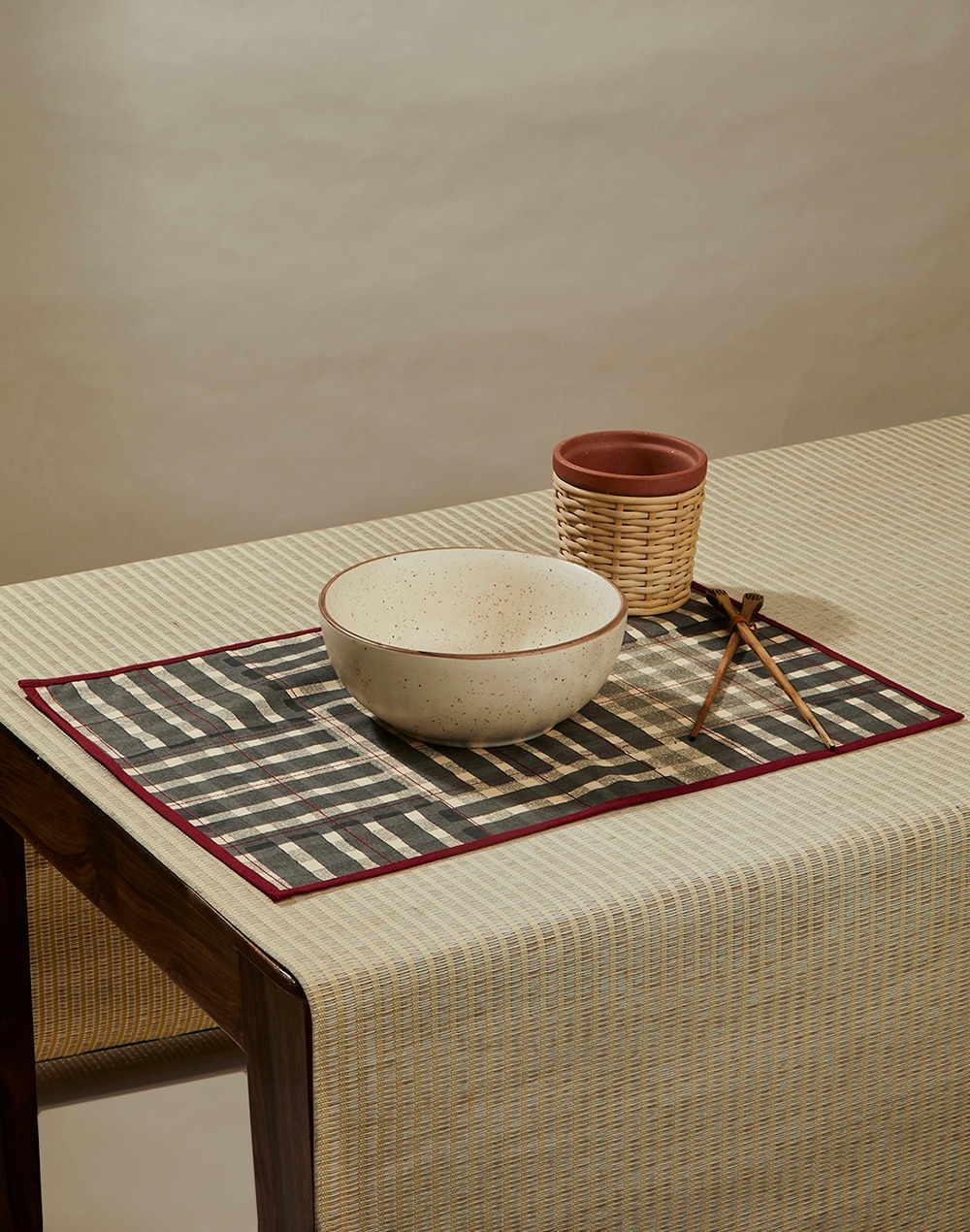 Maaya Cotton Embroidered Table Mat Set Of 6