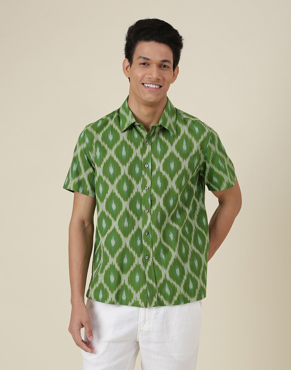 Green Cotton Abstract Straight Fit Shirt