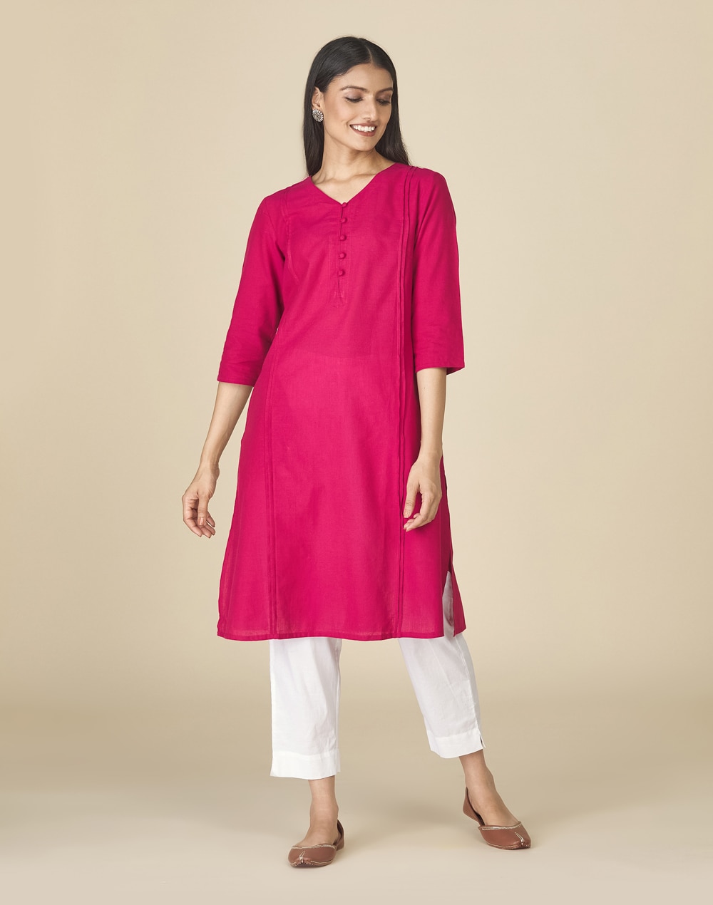 Buy V-neck Pintuck Pleat Cotton Woven Knee Length Kurta for Women Online at  Fabindia