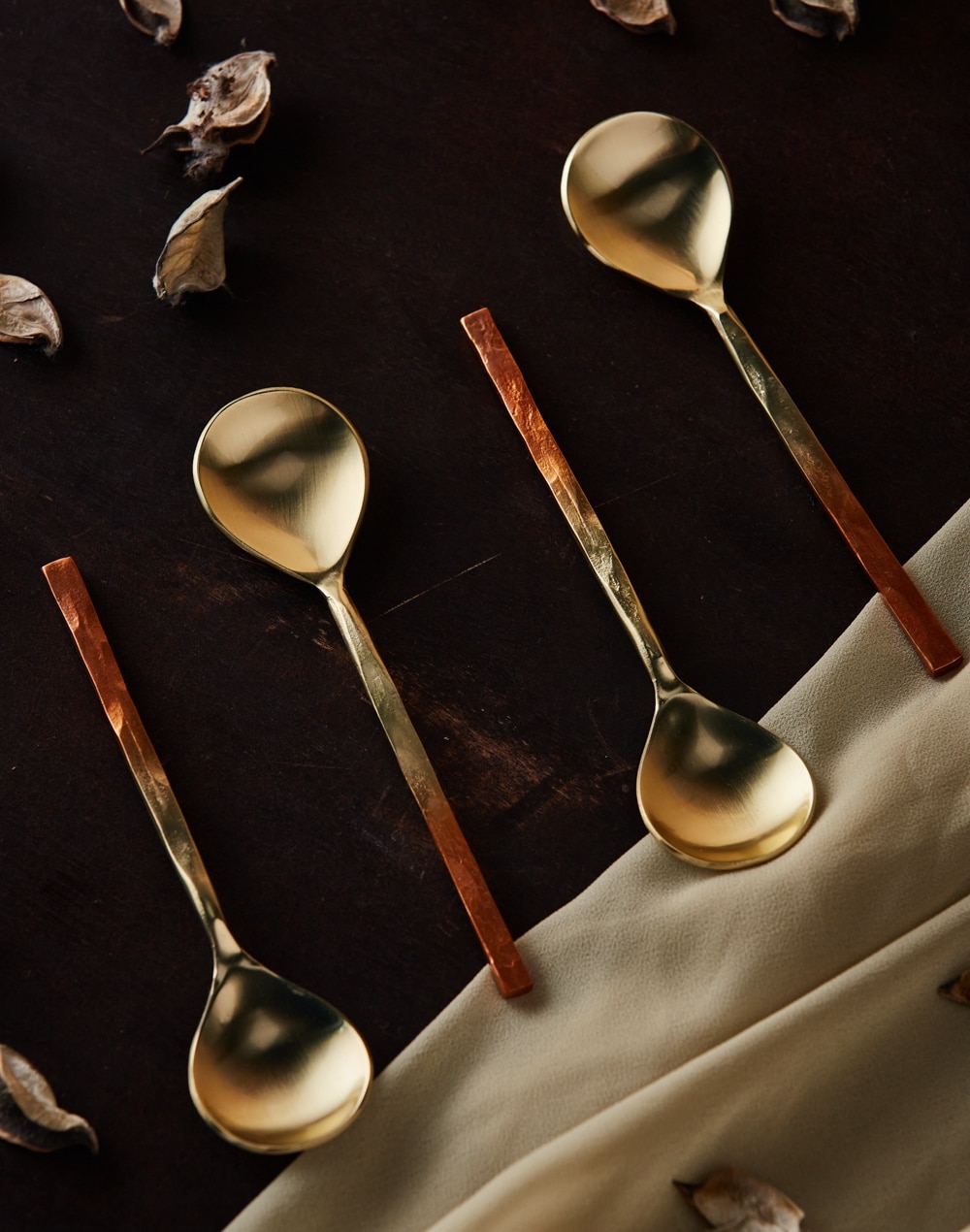 Adwithiya Dessert Spoon Set Of 4 Adwithiya Dessert Spoon Set Of 4