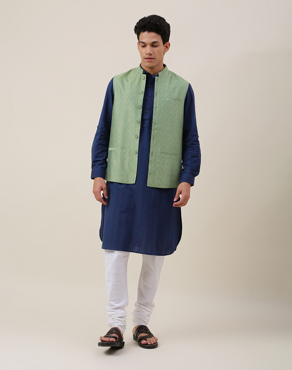 Green Viscose Silk Chinese Collar Nehru Jacket Green Viscose Silk Chinese Collar Nehru Jacket