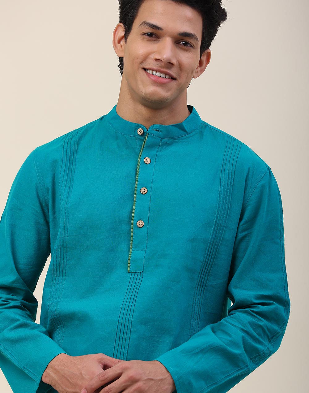 Green Cotton Pintucks Chinese Collar Short Kurta