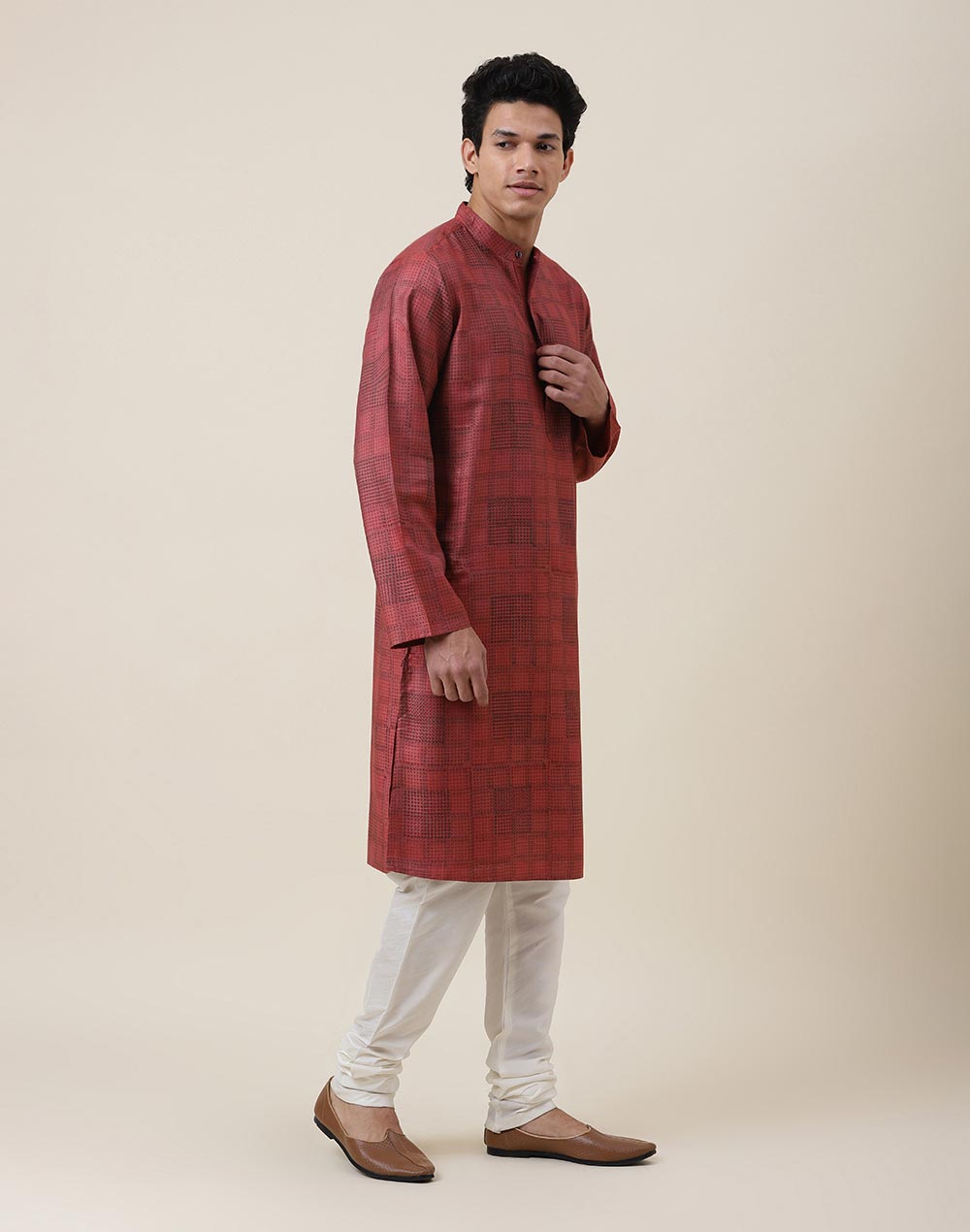 Pink Viscose Silk Slim Fit Printed Long Kurta Pink Viscose Silk Slim Fit Printed Long Kurta