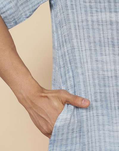Blue Cotton Woven Short Kurta Blue Cotton Woven Short Kurta