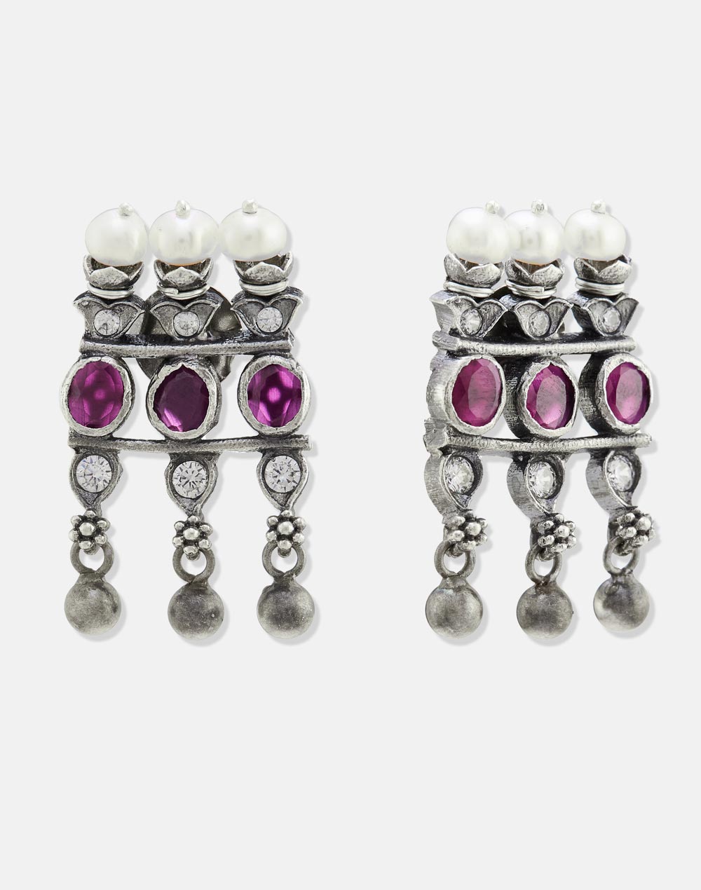 Silver Pearl Stud Earrings Silver Pearl Stud Earrings