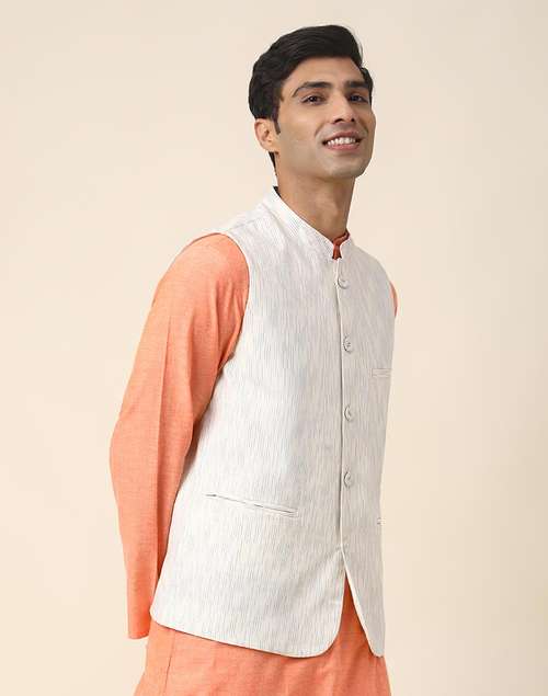 Offwhite Cotton Woven Slim Fit Vest Jacket Offwhite Cotton Woven Slim Fit Vest Jacket