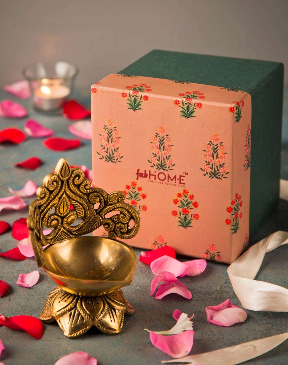Gold Mehnoor Metal Gaddi Diya Gift Set - Main Image