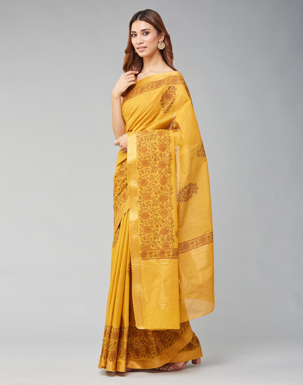 Buy STAYHOOD BUSINESS HUB Women Mustard Lycra Cotton Blended Saree