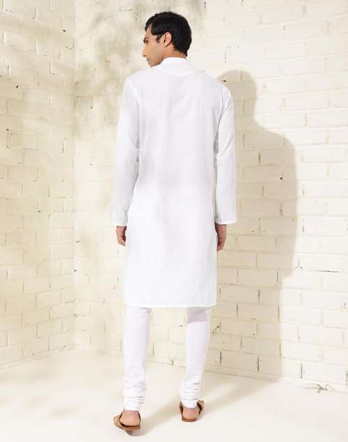White Cotton Chikankari Slim Fit Long Kurta White Cotton Chikankari Slim Fit Long Kurta