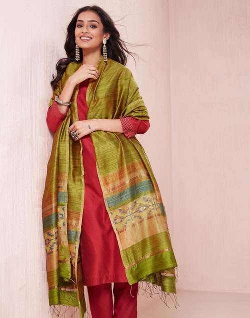 Green Silk Blend Woven Dupatta Green Silk Blend Woven Dupatta