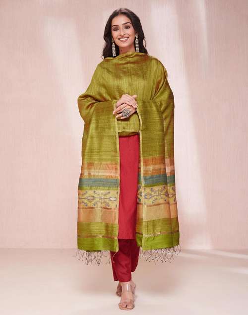Green Silk Blend Woven Dupatta Green Silk Blend Woven Dupatta