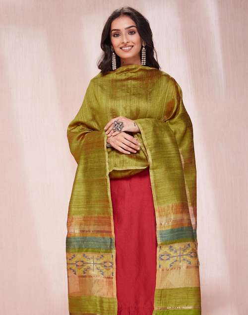 Green Silk Blend Woven Dupatta Green Silk Blend Woven Dupatta