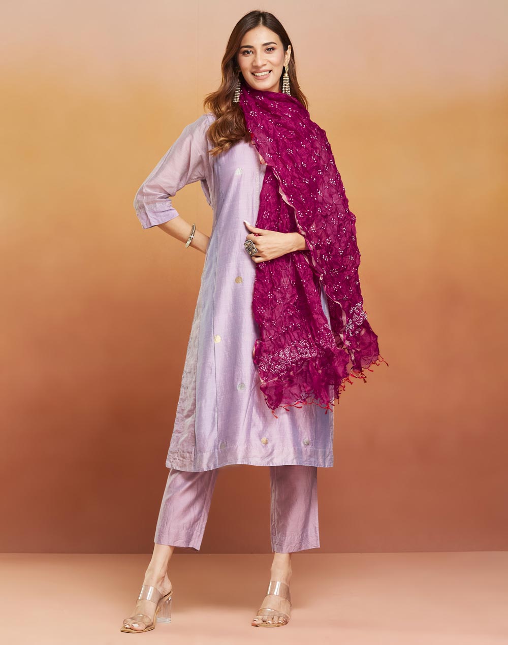 Pink Silk Blend Bandhani Dupatta Pink Silk Blend Bandhani Dupatta