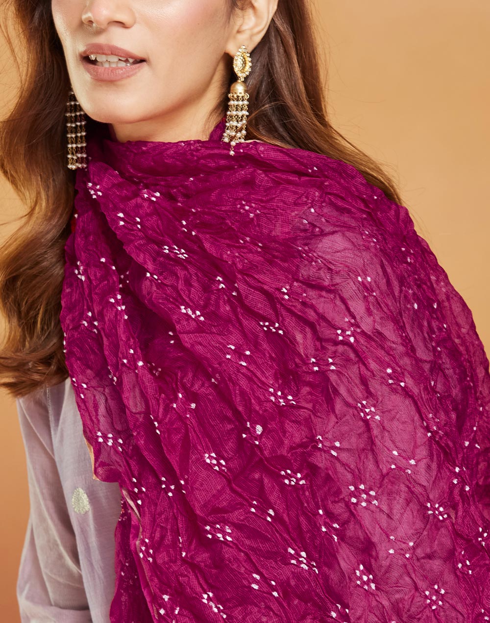 Pink Silk Blend Bandhani Dupatta Pink Silk Blend Bandhani Dupatta