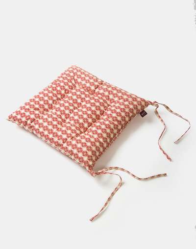 Red Cotton Printed Pushp Chair Pad Red Cotton Printed Pushp Chair Pad