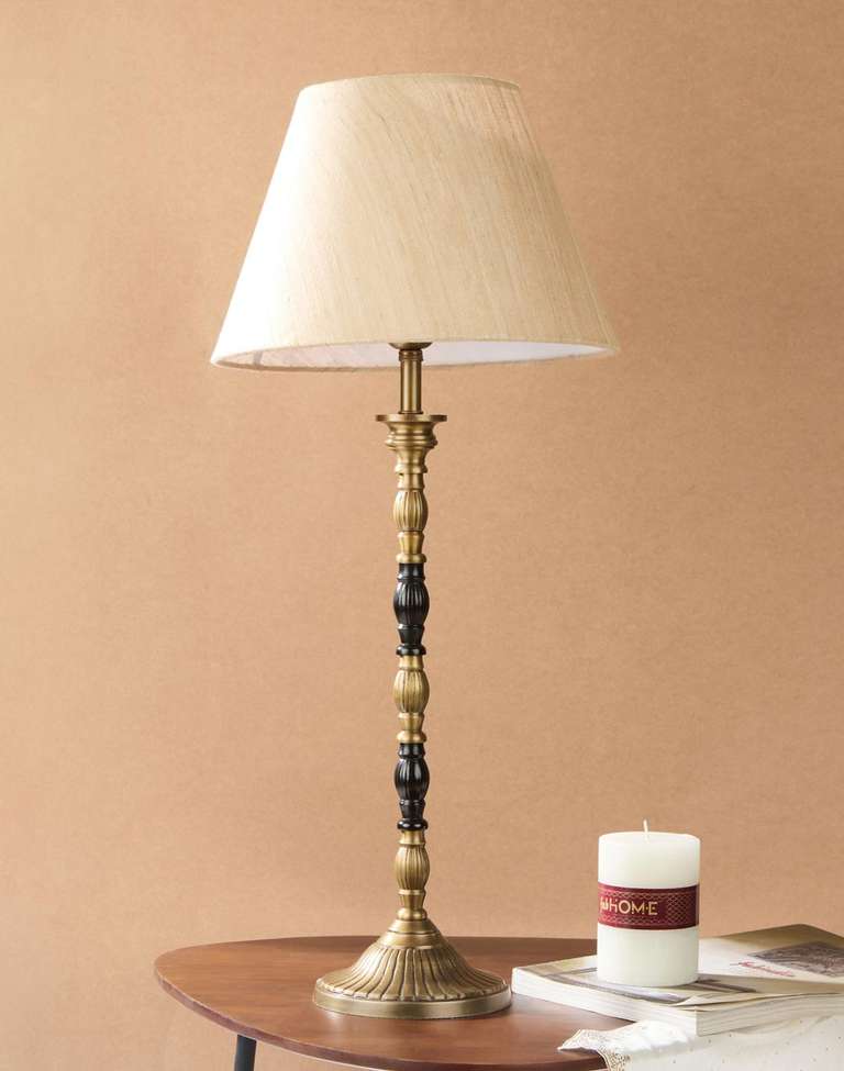 Aura Metal Table Lamp With Shade