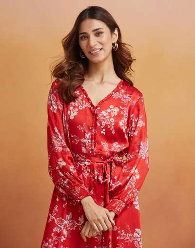 Red Rayon Blend Printed Midi Dress Red Rayon Blend Printed Midi Dress