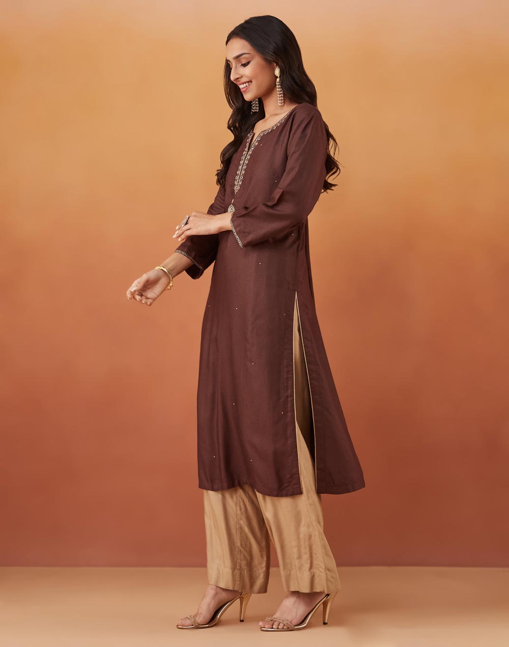 Brown Viscose Silk Embroidered Long Kurta Brown Viscose Silk Embroidered Long Kurta