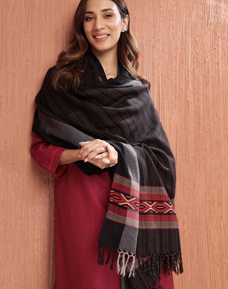 Stoles Online Woolen Stoles For Ladies Black Wool Hand Woven Stole