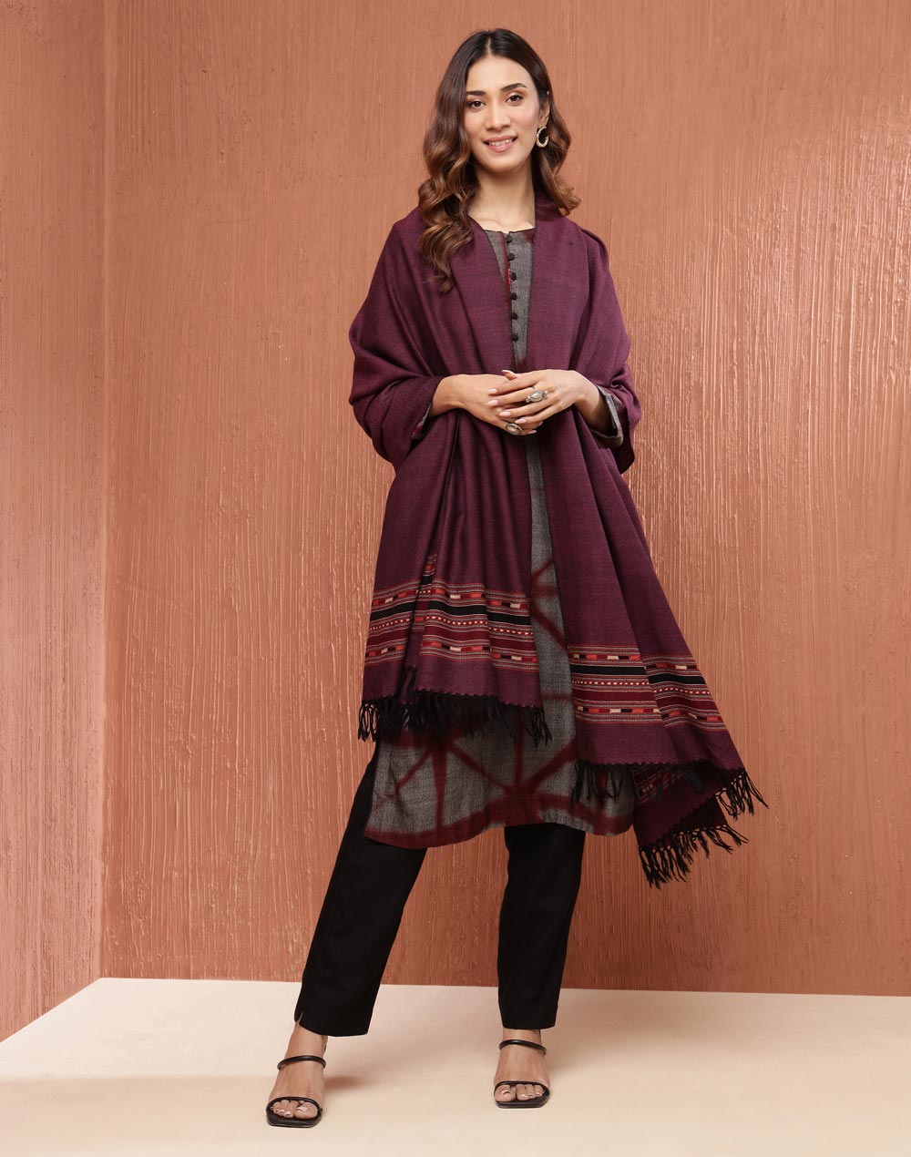 Wine Wool Hand Woven Shawl Wine Wool Hand Woven Shawl
