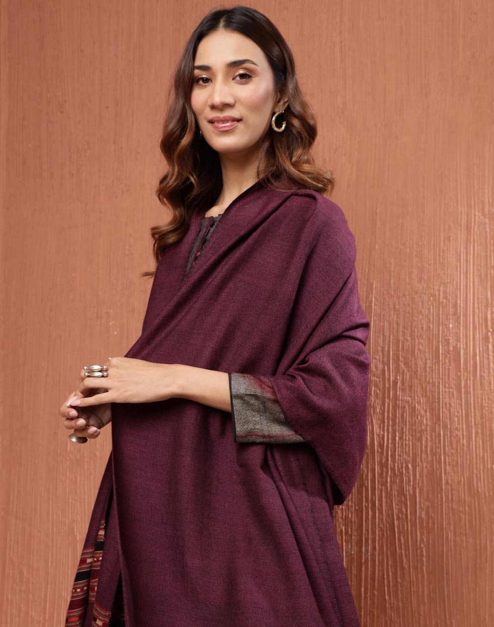 Wine Wool Hand Woven Shawl Wine Wool Hand Woven Shawl