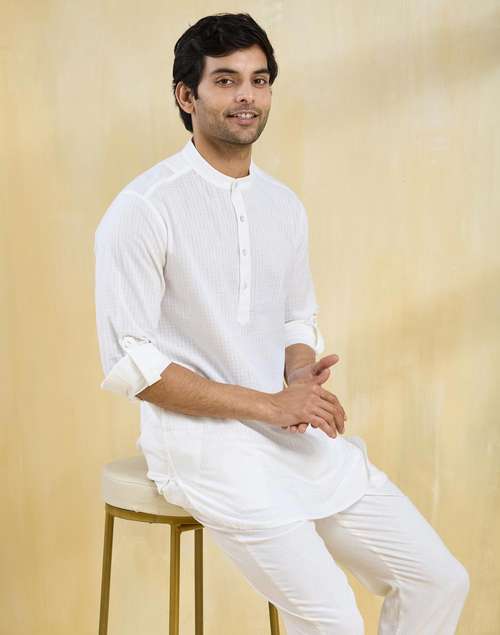 White Cotton Checks Slim Fit Short Kurta White Cotton Checks Slim Fit Short Kurta
