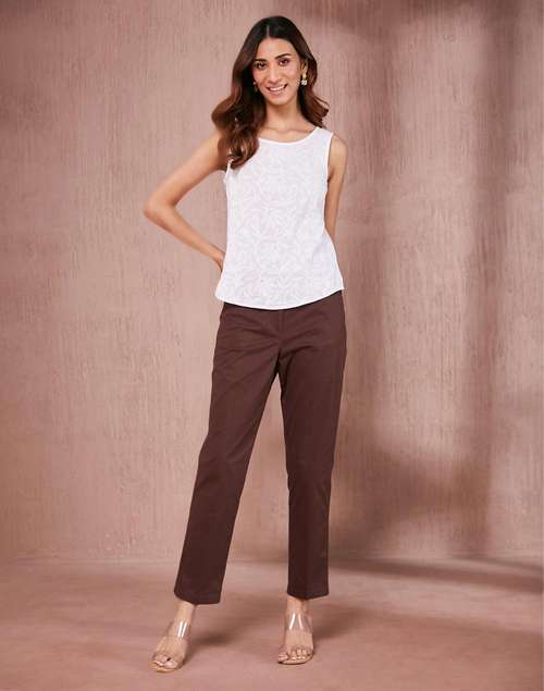 White Cotton Chikankari Top White Cotton Chikankari Top