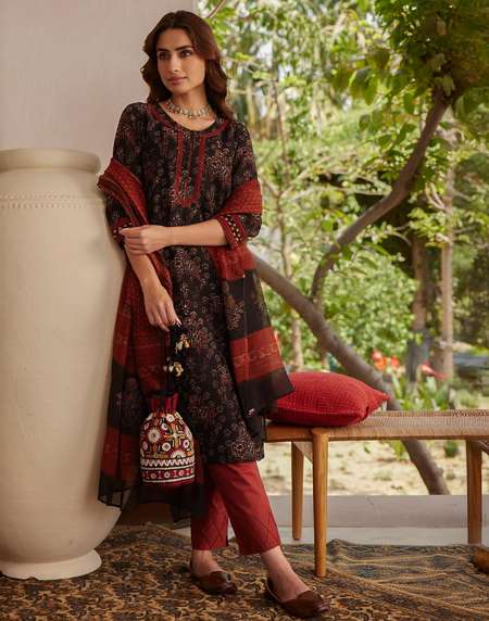 Black Cotton Bagh Printed Dupatta Kurta Set