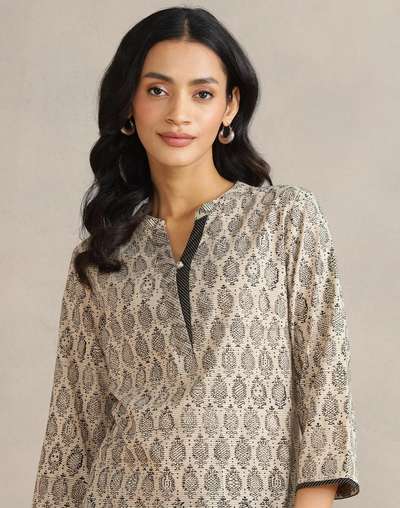 Beige Cotton Bagru Printed Slim Fit Short Kurta Beige Cotton Bagru Printed Slim Fit Short Kurta