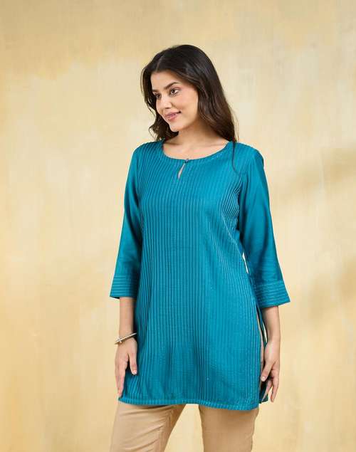 Teal Viscose Silk Pintucks Slim Fit Short Kurta Teal Viscose Silk Pintucks Slim Fit Short Kurta